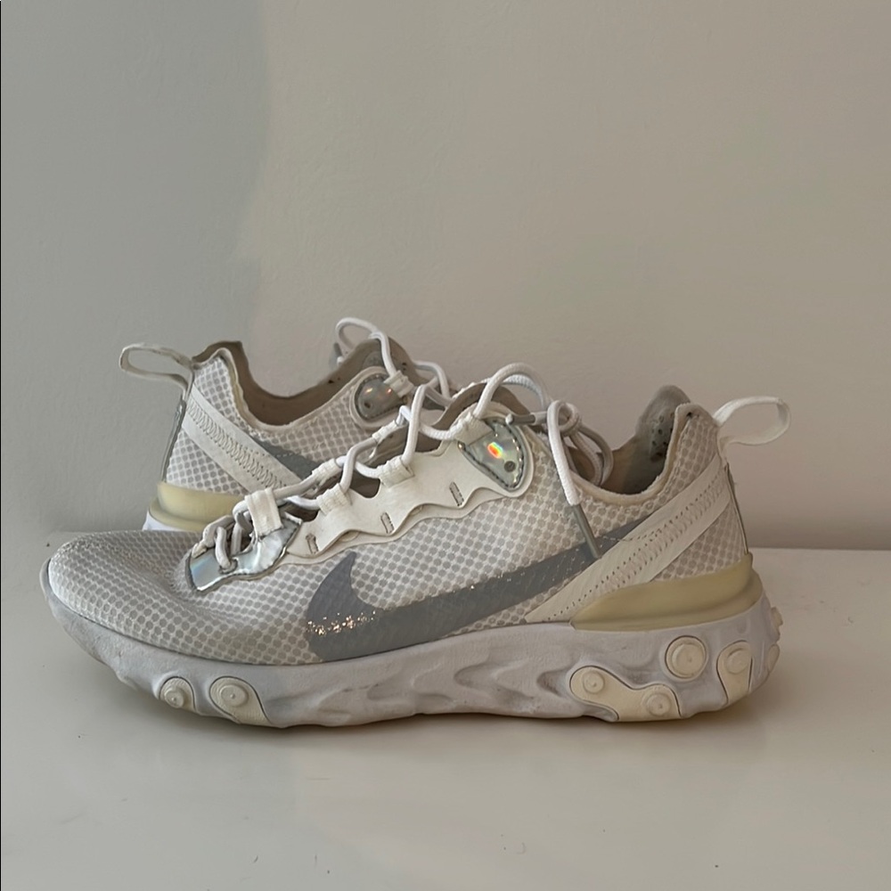 Women’s 8.5 Nike React Element 55 White Iridescent